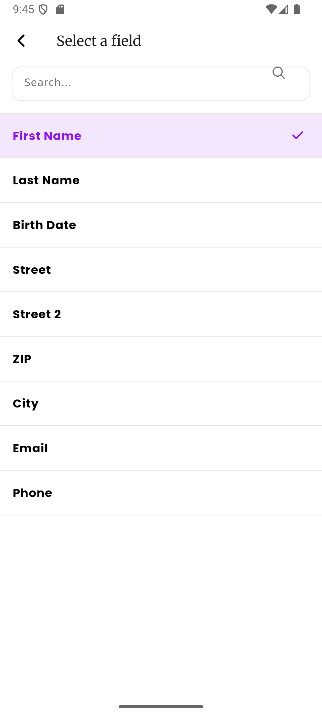 Die Feldauswahlseite mit den verfügbaren Feldern: Vorname (ausgewählt), Nachname, Geburtsdatum, Straße, Straße 2, PLZ, Stadt, E-Mail und Telefon